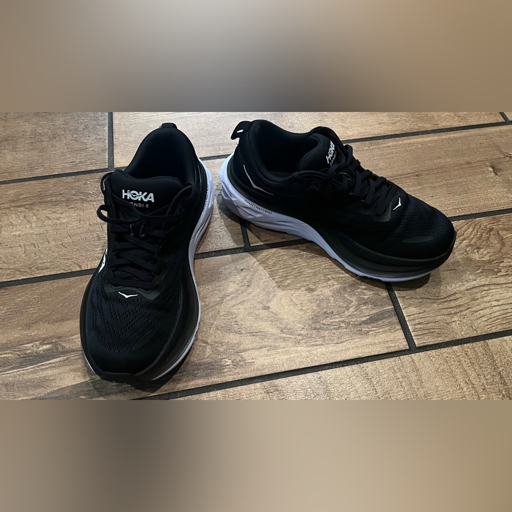 Hoka Bondi 8 size 8.5 wide